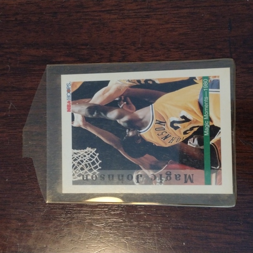 Basketball NBA HOOPS Magic Johnson #32